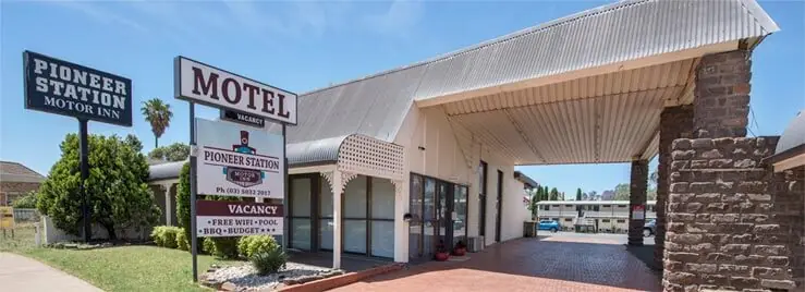 The Pioneer Station Motor Inn on Campbell Street, Swan Hill